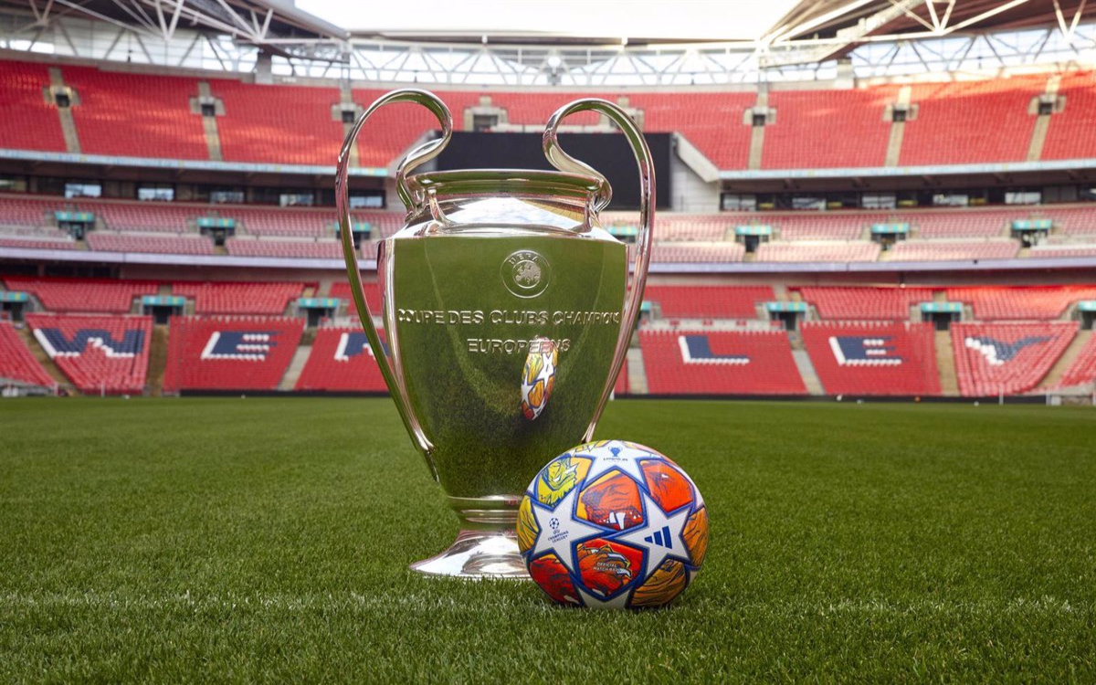 Presentan el balón para las eliminatorias directas y Final de Champions League