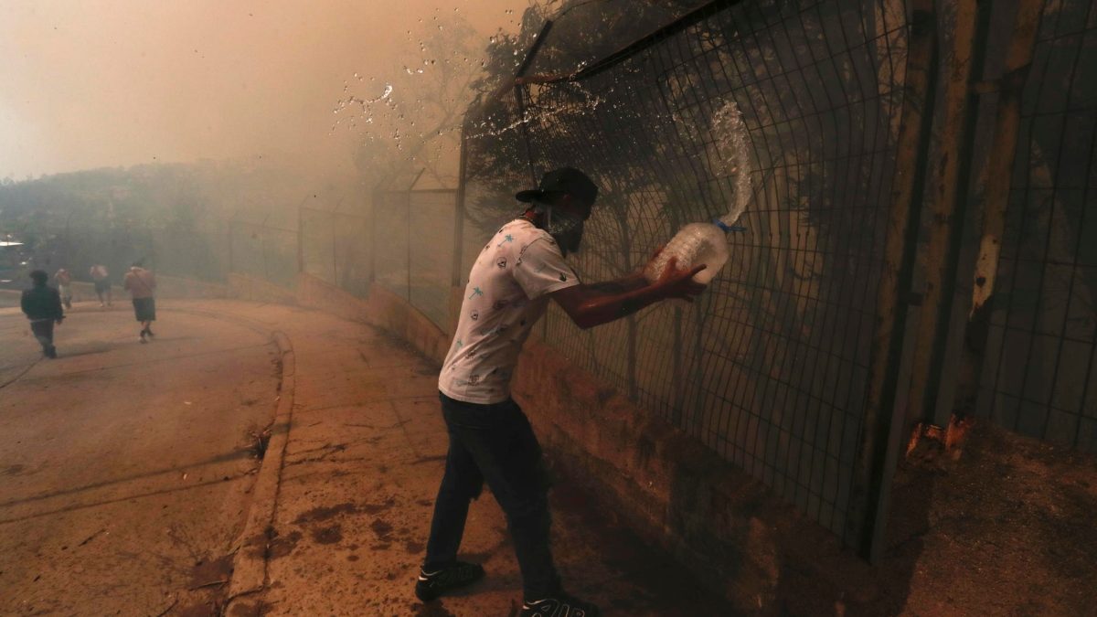 Suman 46 muertos por incendios en Chile; 'seguro aumentará': Presidente