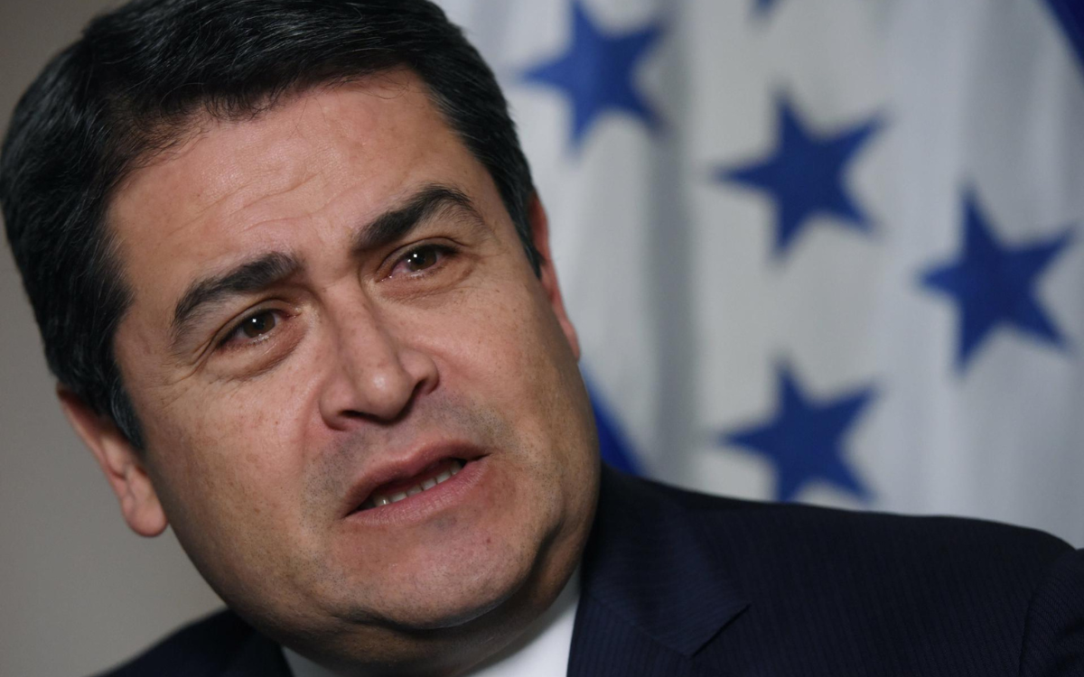 Expresidente hondureño Juan Orlando Hernández, declarado culpable de tres cargos de narcotráfico en EU