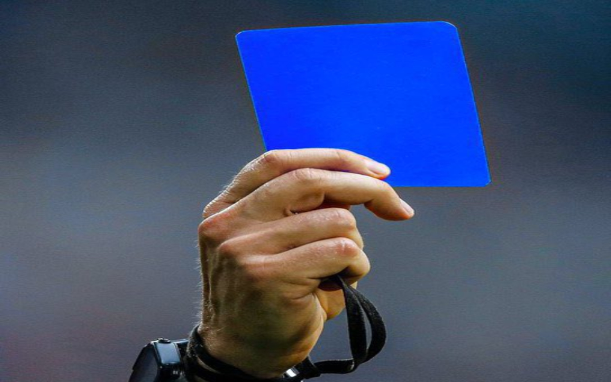 FIFA totalmente en contra de las 'tarjetas azules': Infantino