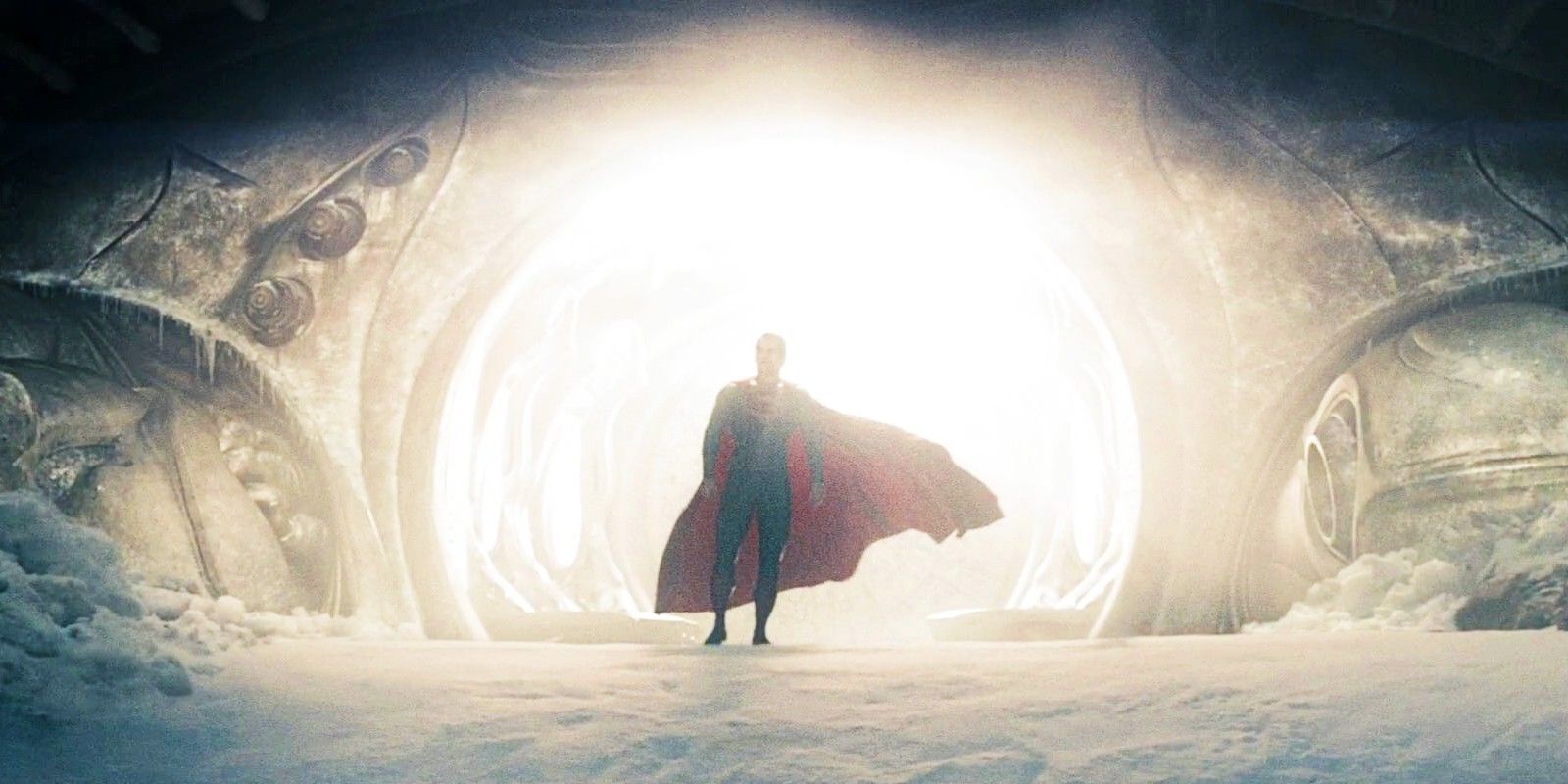 La primera foto del set de la película Superman revela un lugar de rodaje al aire libre cubierto de nieve