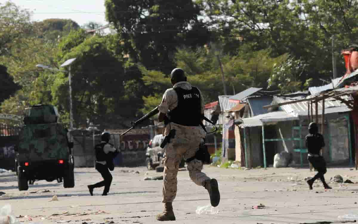 Reportan tiroteos cerca del Palacio Nacional en Puerto Príncipe, Haití