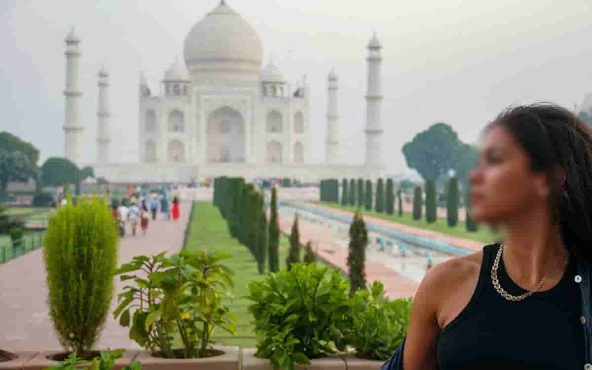 Turista española es violada por siete hombres en India