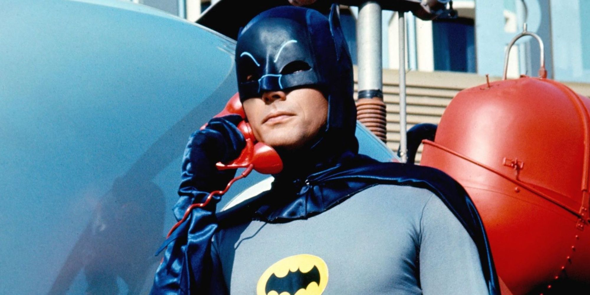 Batman desata el que debería ser su artilugio más tonto… pero lo hace impresionante