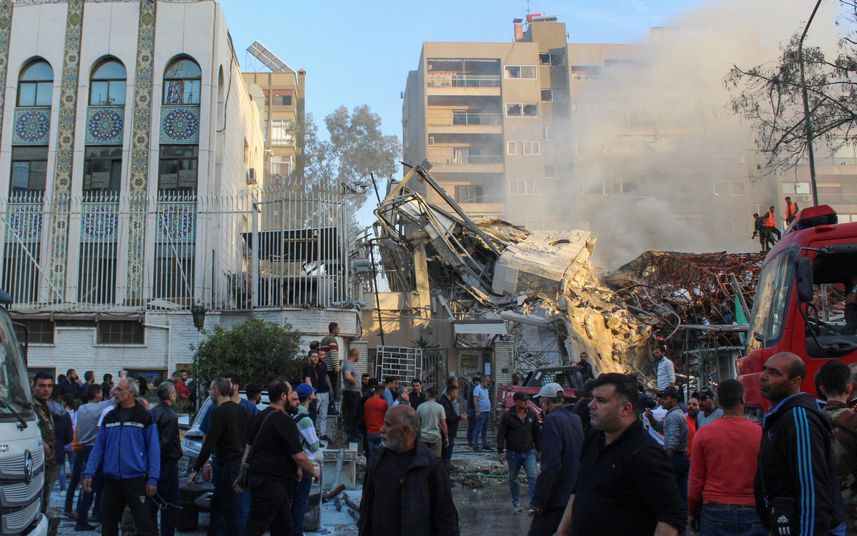 Presunto bombardeo israelí destruye consulado iraní en Siria