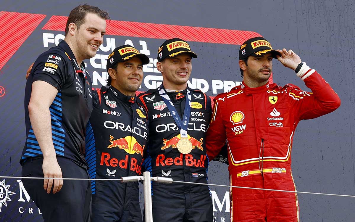 Verstappen y ‘Checo’ hacen el 1-2 en el Gran Premio de Japón
