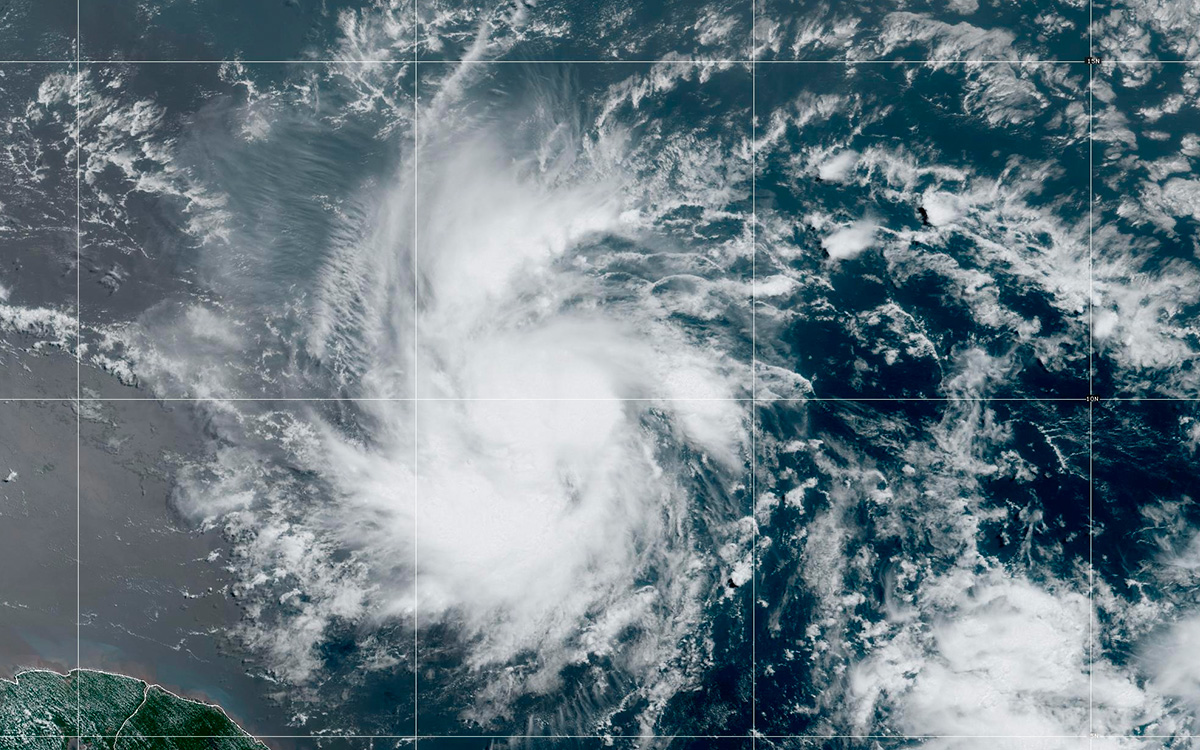 EU emite alerta por tormenta tropical Beryl; podría convertirse en un 'huracán importante'
