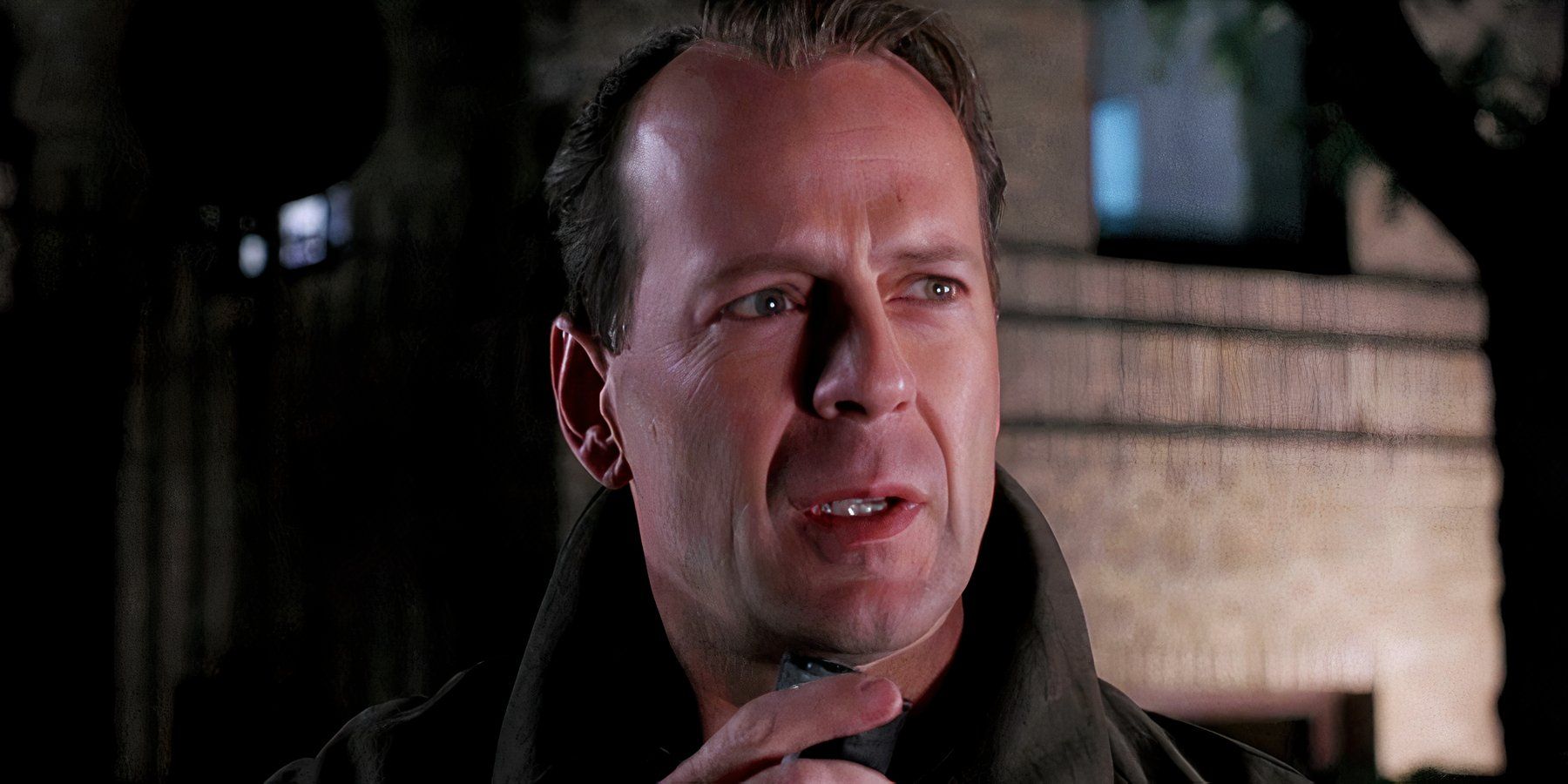 "Él te pondría a prueba": M. Night Shyamalan detalla una tensa conversación con Bruce Willis durante el rodaje del thriller nominado al Oscar de 1999