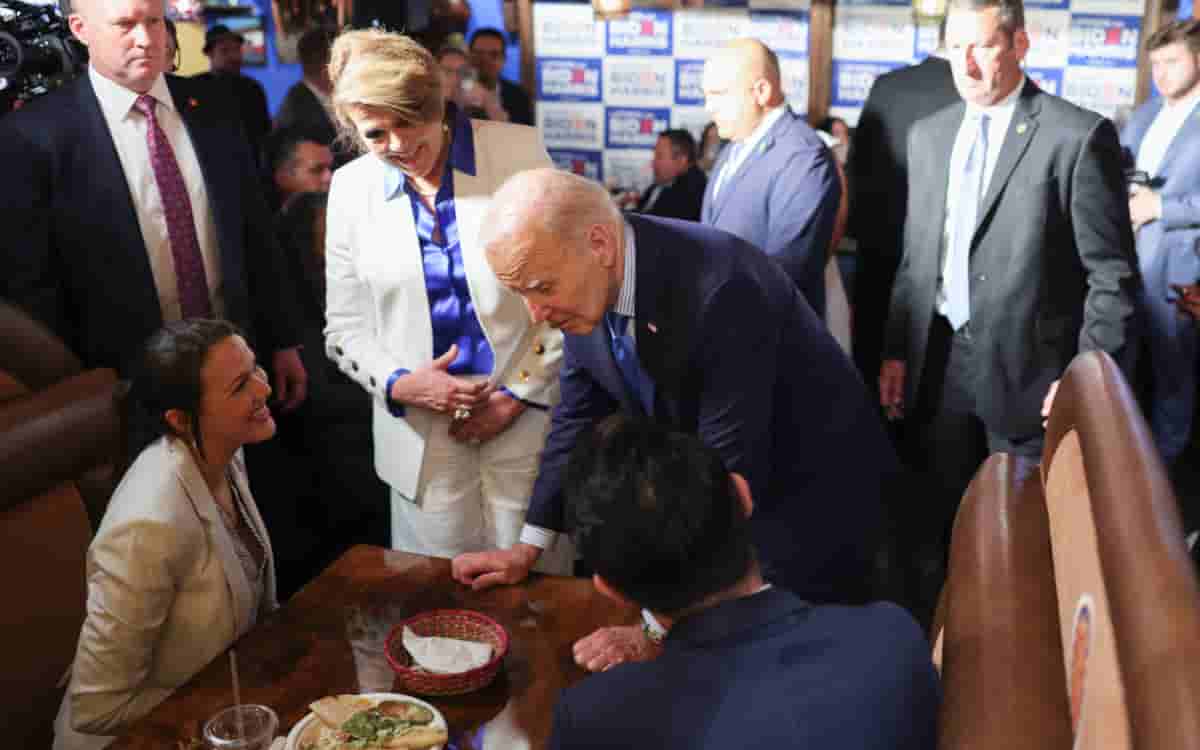 Biden pasó a restaurante mexicano en Las Vegas antes de revelar que tiene Covid-19 | Videos