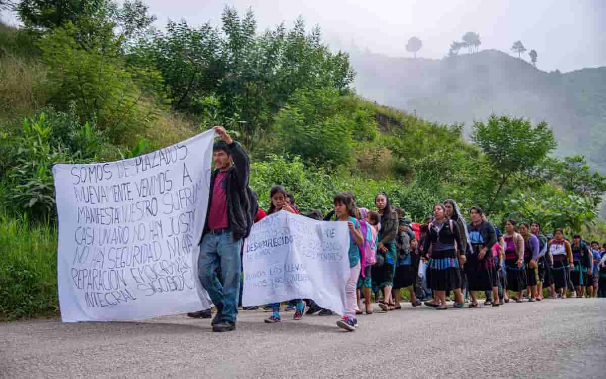 Desplazados por la violencia en Chiapas buscan refugio en Guatemala