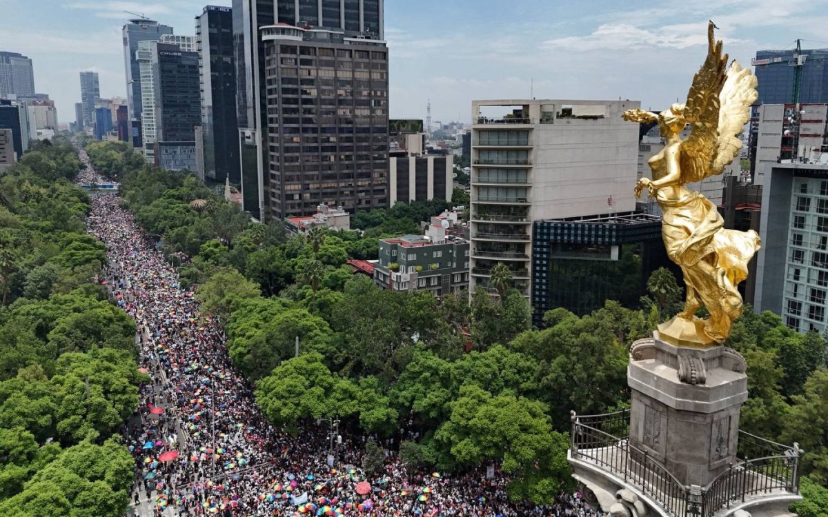 La marcha LGBT+ en CDMX en imágenes