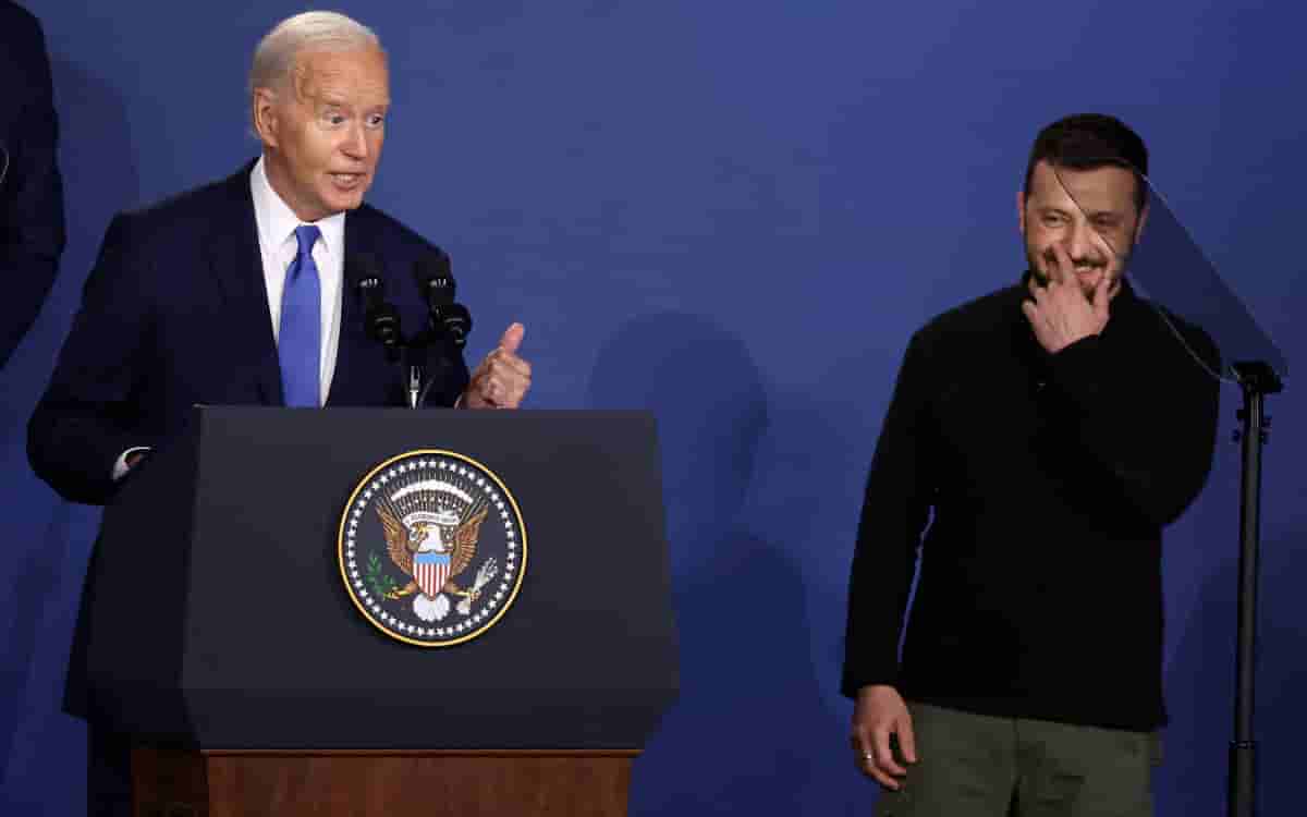 Video | Biden confunde a Zelensky y lo presenta como 'el presidente Putin' en la OTAN