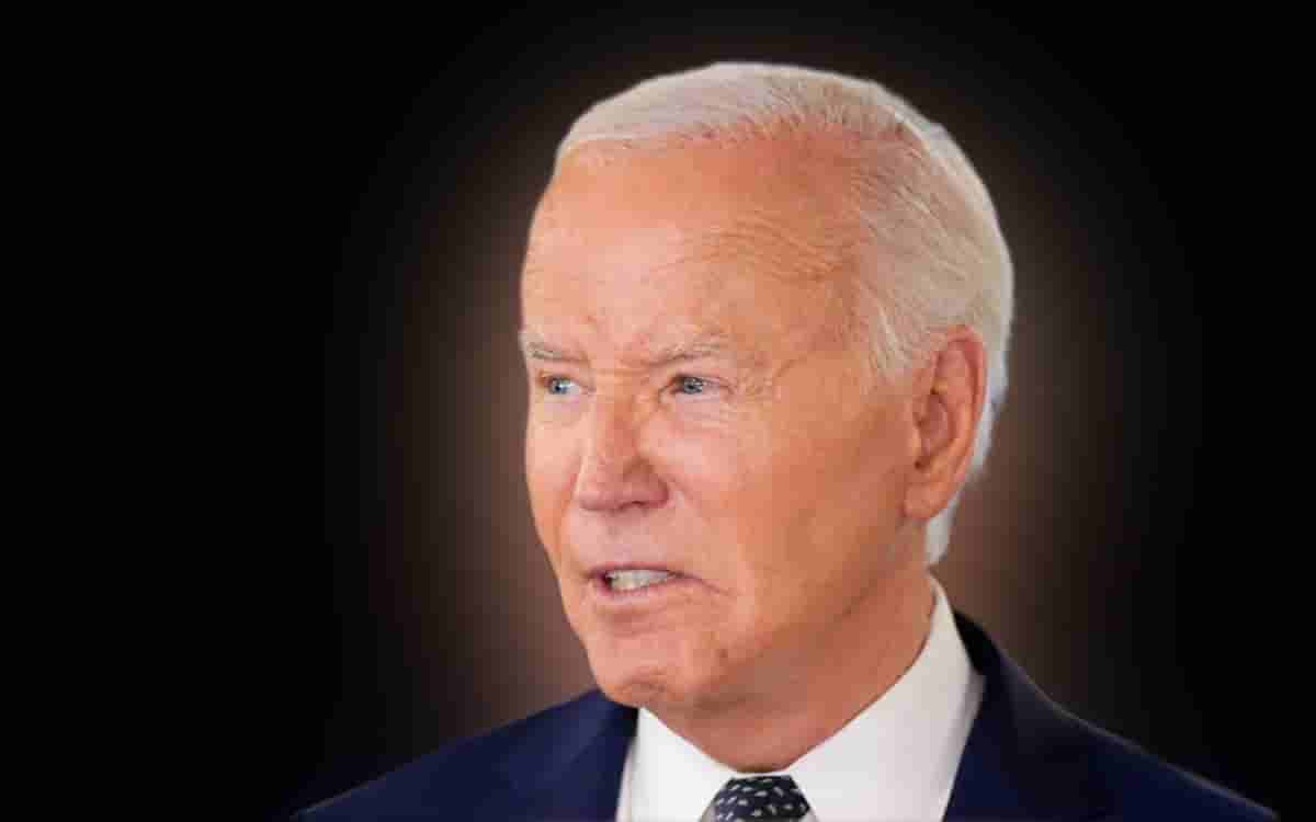 ¿Quién es el legislador demócrata que pide a Biden renunciar a candidatura presidencial?