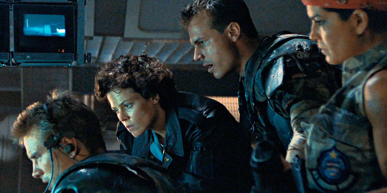 “Muévete del sótano de tu madre”: James Cameron responde a las críticas por la restauración de Aliens & True Lies en 4K