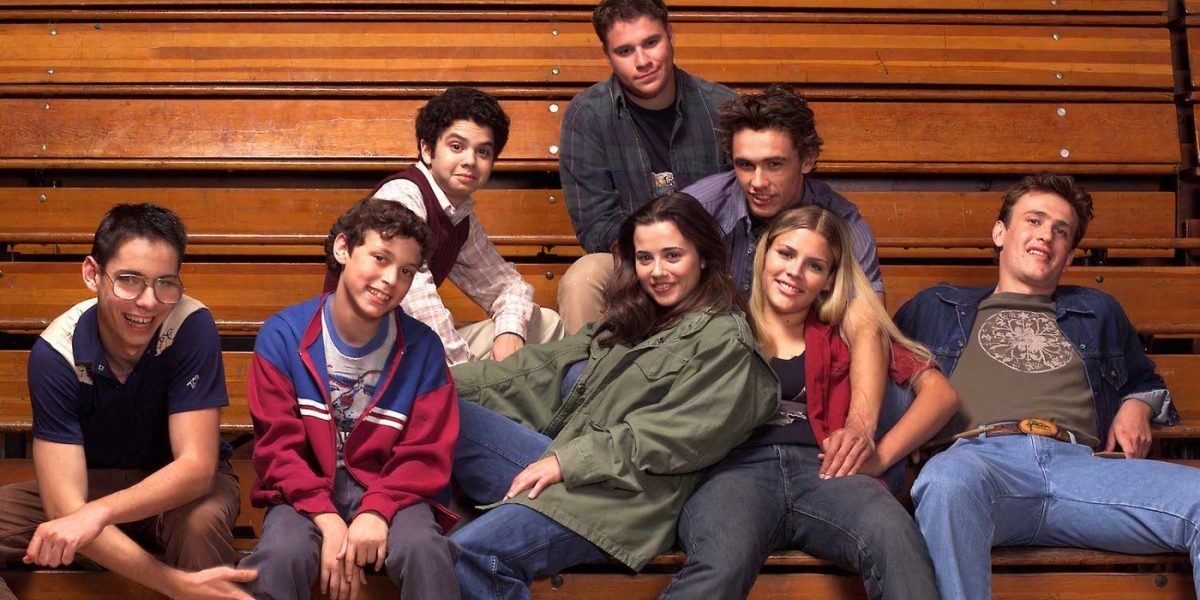 Judd Apatow ha continuado en secreto Freaks & Geeks durante los últimos 25 años después de que se cancelara