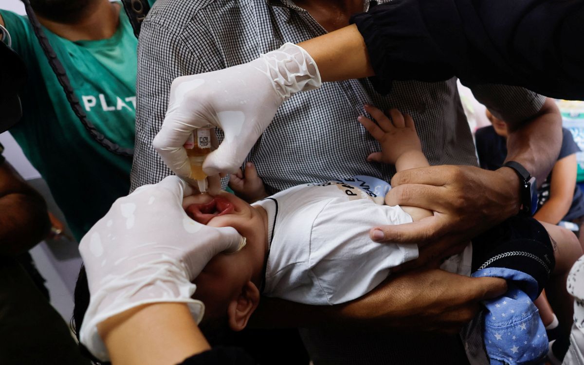 Comienza la campaña de vacunación contra el polio en Gaza