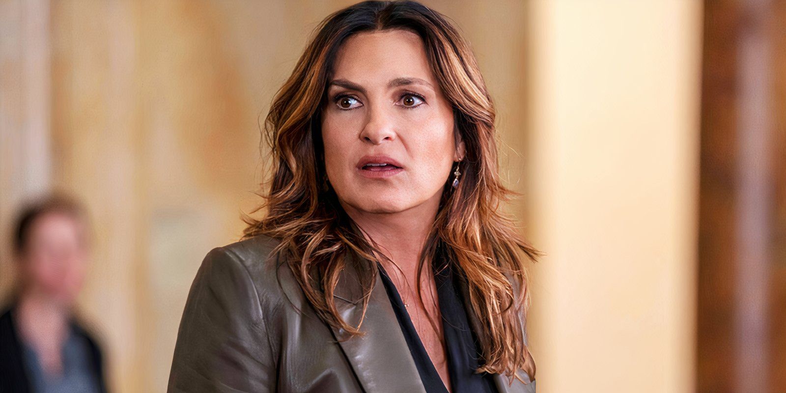 La foto detrás de escena de la temporada 26 de Law & Order: SVU revela el primer vistazo al equipo de Benson