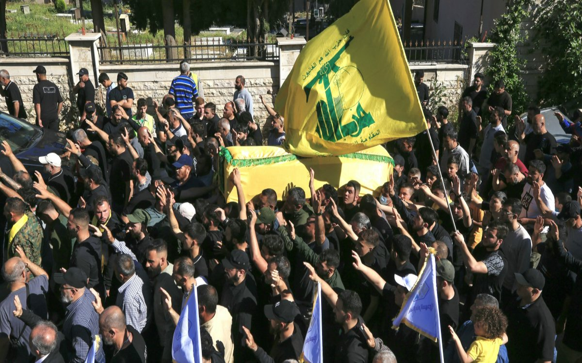 Confirma Hezbolá muerte de otros tres de sus miembros en ataques de Israel