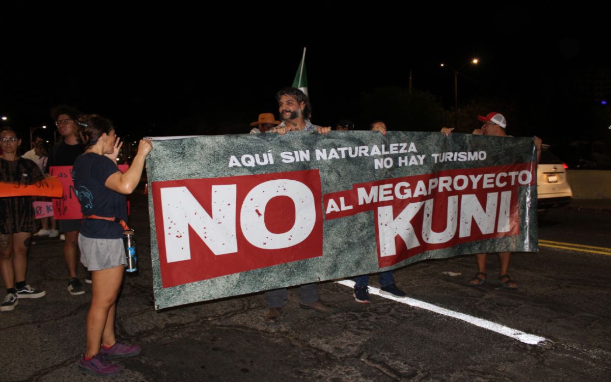 Habitantes de La Paz exigen transparencia en el megaproyecto Kuni en playa Balandra