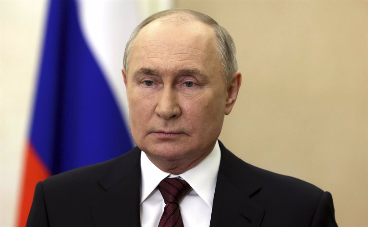 Putin dice que levantar el veto a armas de largo alcance supondrá "participación directa" de la OTAN