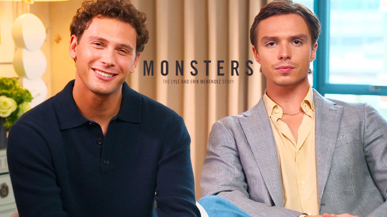 Las estrellas de Monsters Cooper Koch y Nicholas Alexander Chavez apoyan a los hermanos Menéndez