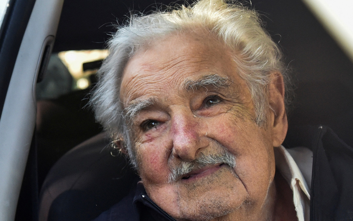 'Me estoy muriendo'; Mujica informa de que el cáncer se le expandió al hígado