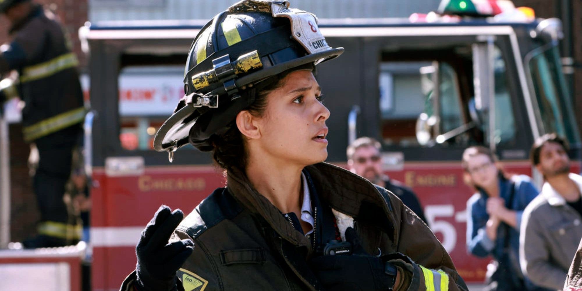 Revelación de la historia de fondo de Kidd de la temporada 13 de Chicago Fire y su impacto en su relación con Severide provocada por el showrunner