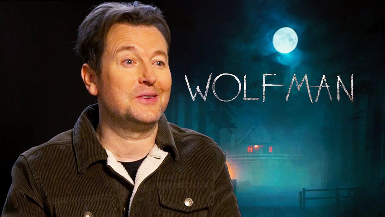 La directora de Wolf Man, Leigh Whannell, revela cómo la tragedia de la vida real de un amigo transformó su película Blumhouse Monster