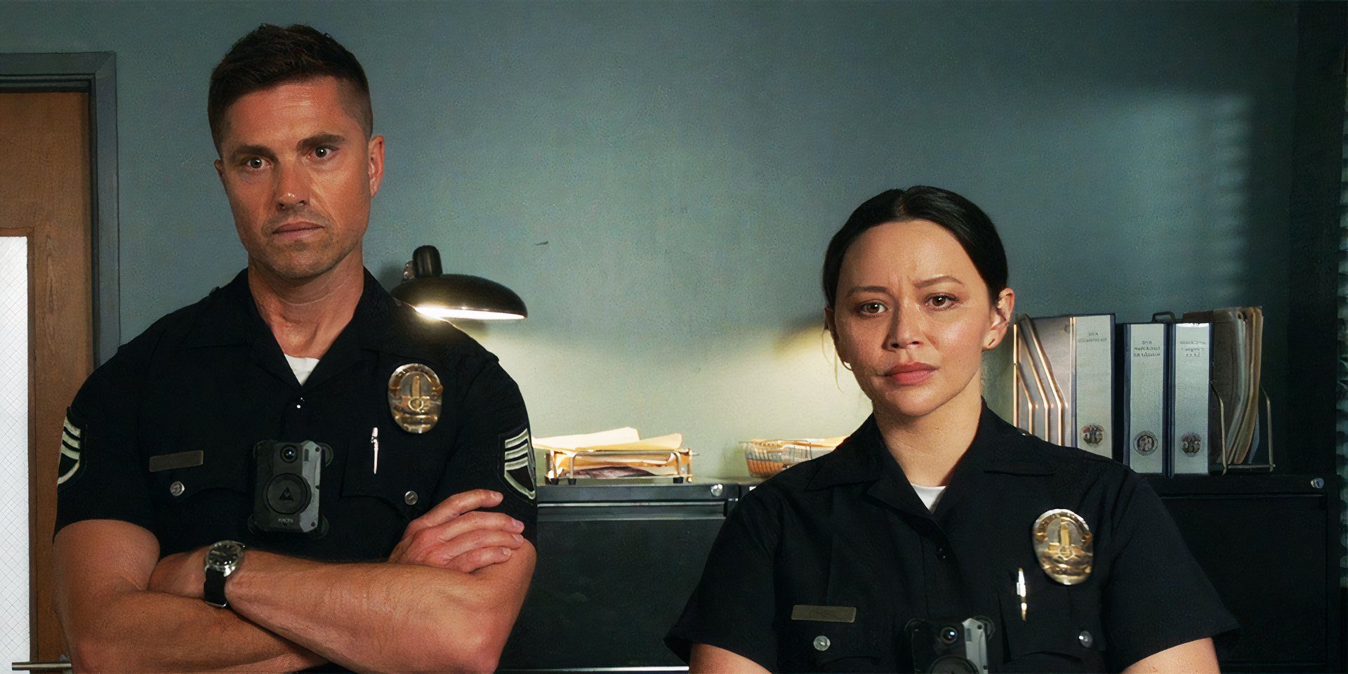 La ruptura de Lucy y Tim en la temporada 7 de The Rookie recibe una explicación emocional de Eric Winter: “Tim claramente se preocupa por ella”