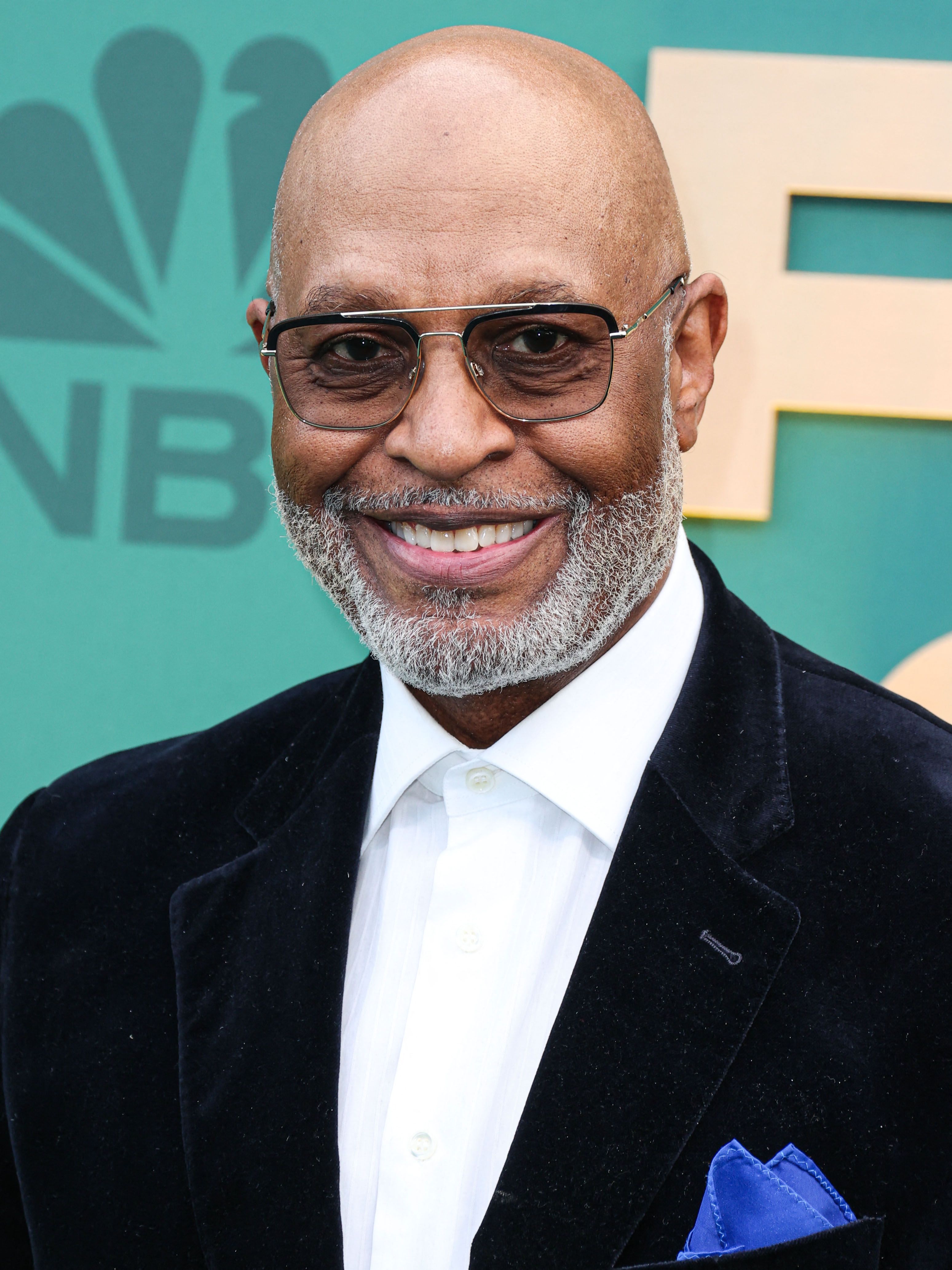 Foto de cabeza de James Pickens Jr.