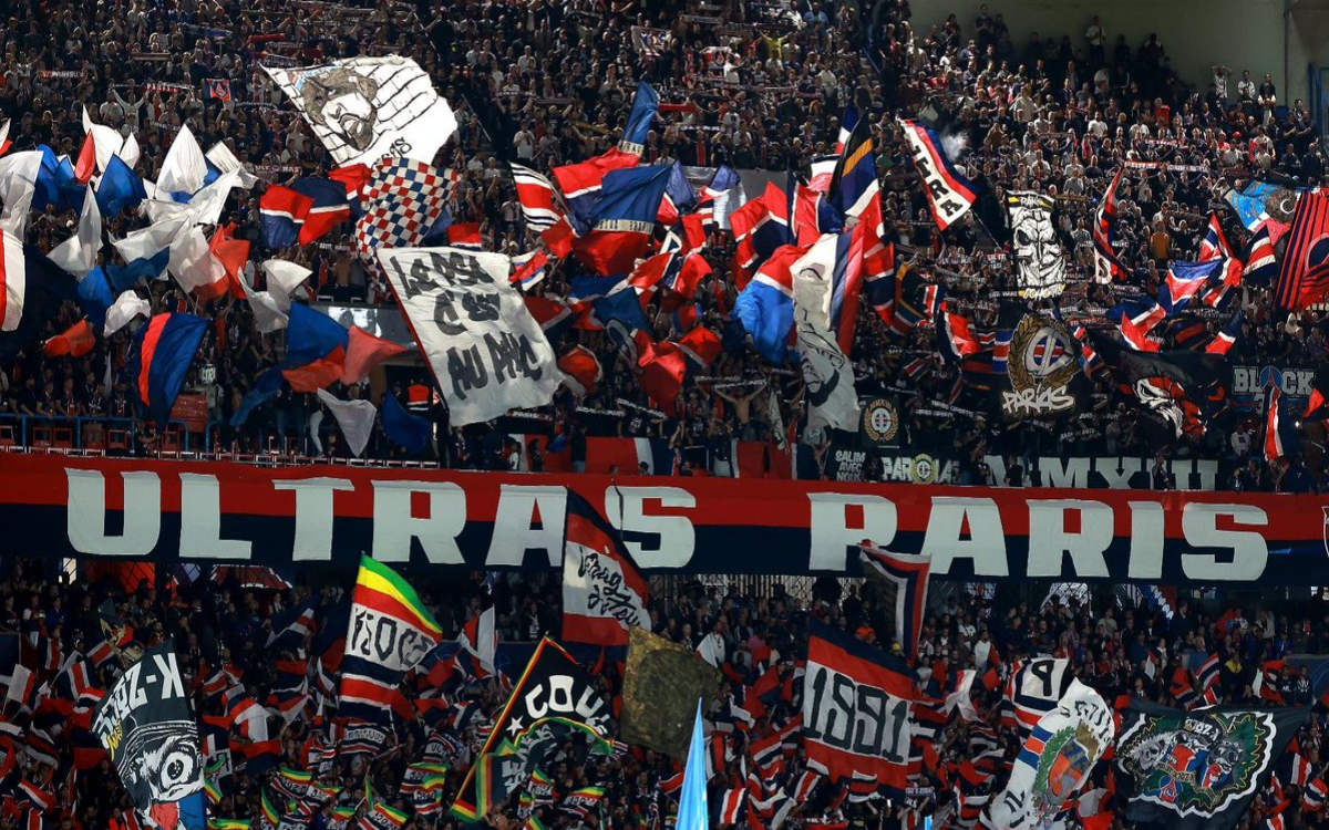 Detienen a 59 ultras del Paris Saint-Germain en Stuttgart