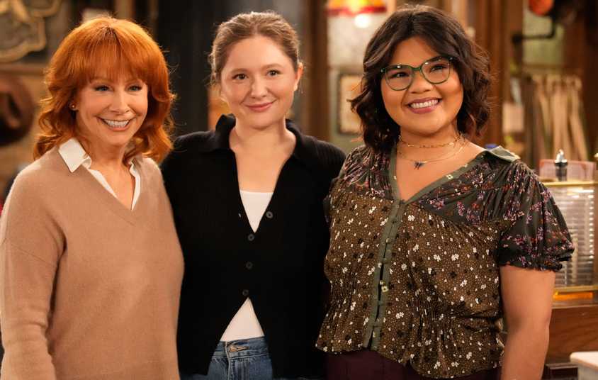 La actualización del elenco de Happy’s Place establece una reunión importante de Reba, 18 años después de que terminó la serie de comedia