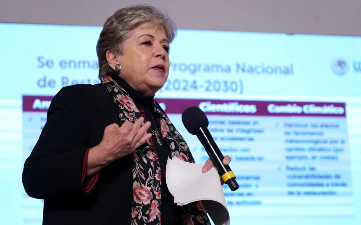 México regresa con una 'posición fuerte' al Foro Económico Mundial: Alicia Bárcena