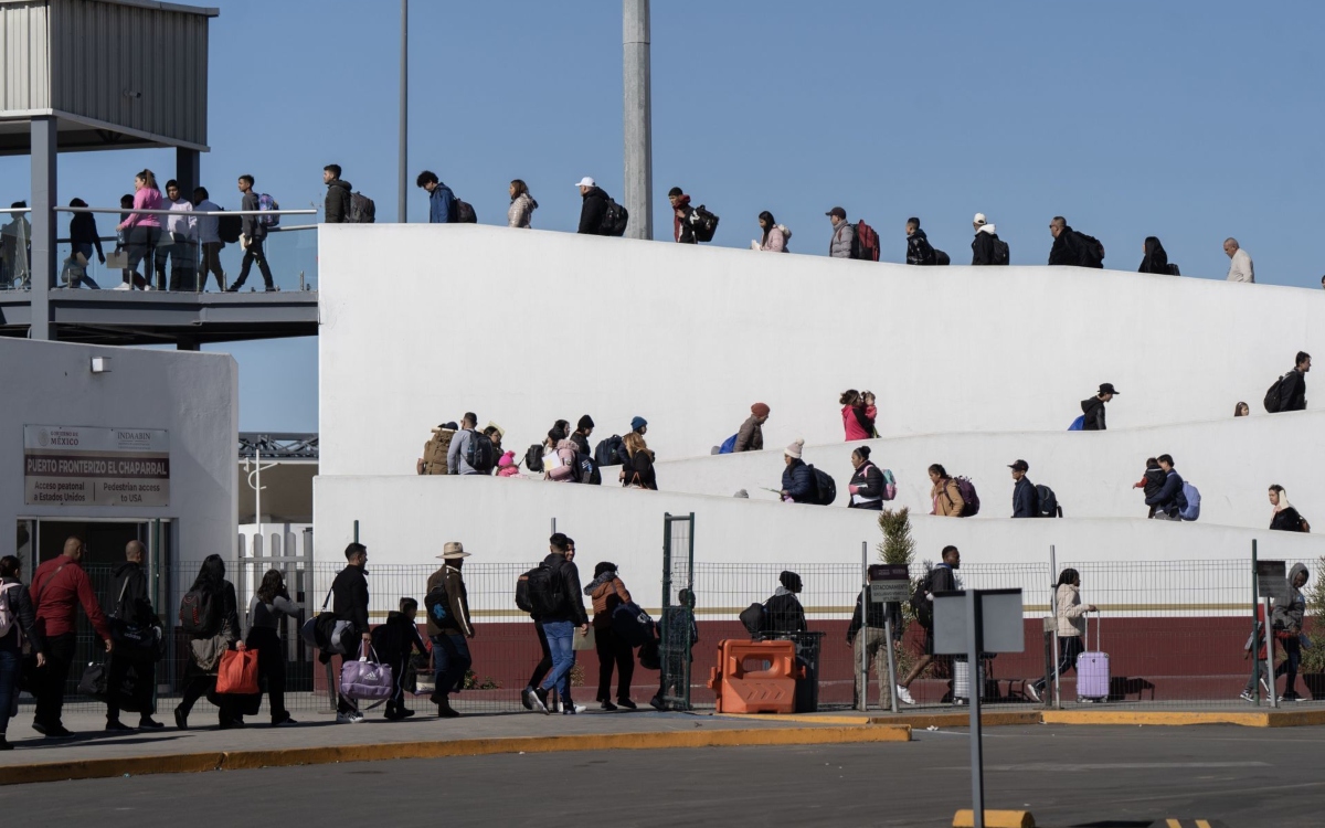 Migrantes incendian campamento en Chihuahua durante redada