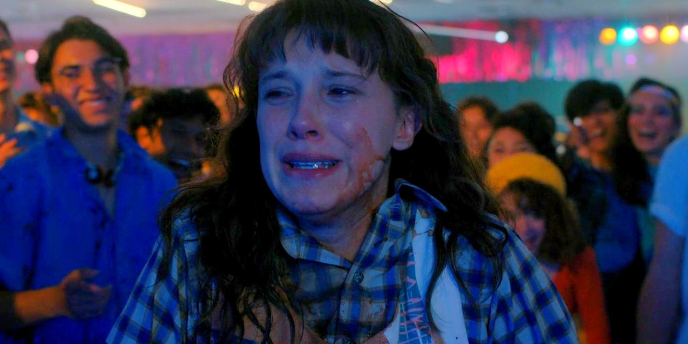 Millie Bobby Brown como once llorando en la pista de rodillos en Stranger Things Temporada 4