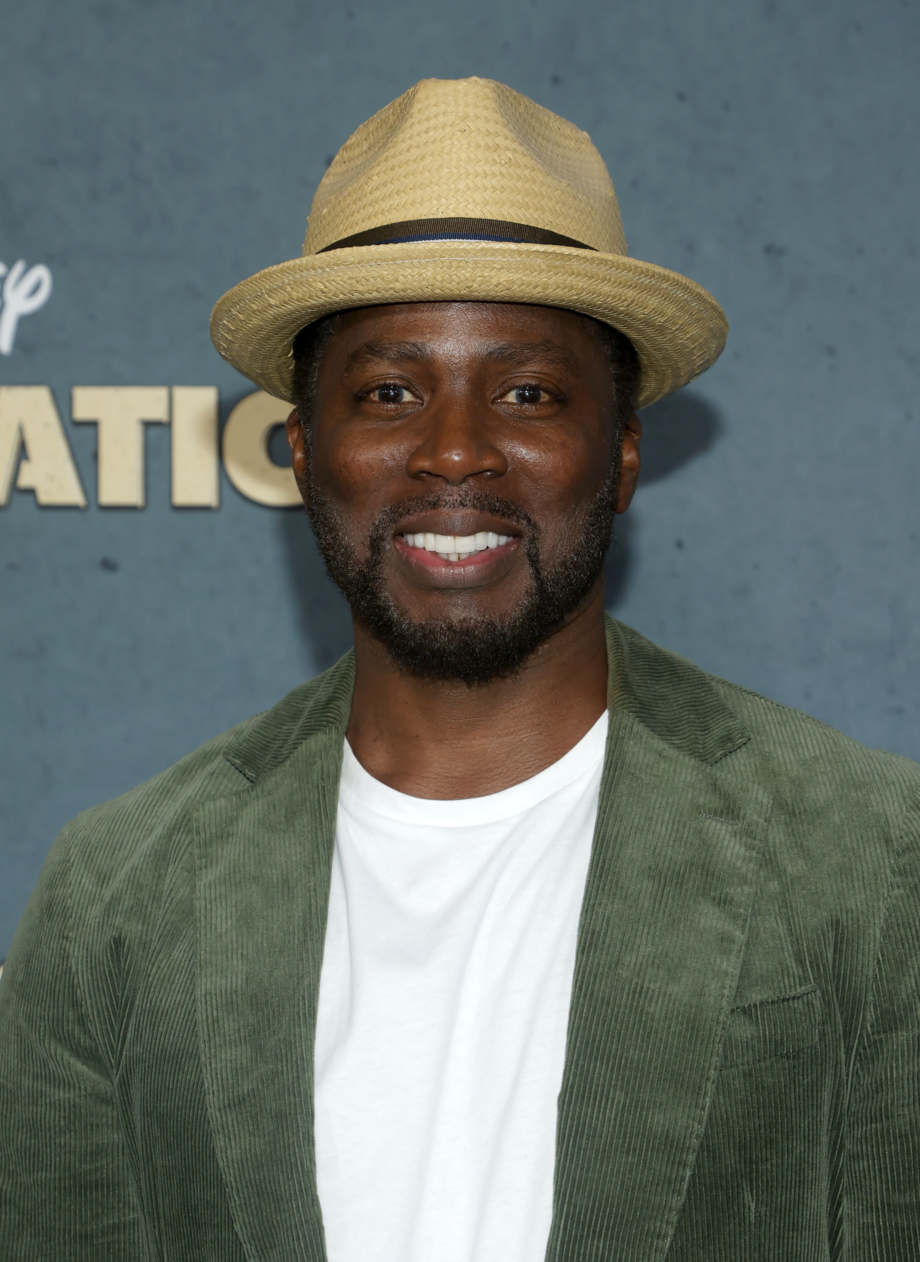 SHEARDSHOT DE HAROLD PERRINEAU EN EL EVENTO DE ESTARERO MUNDIAL PARA DISNEY+ Serie original 'RennerVations'