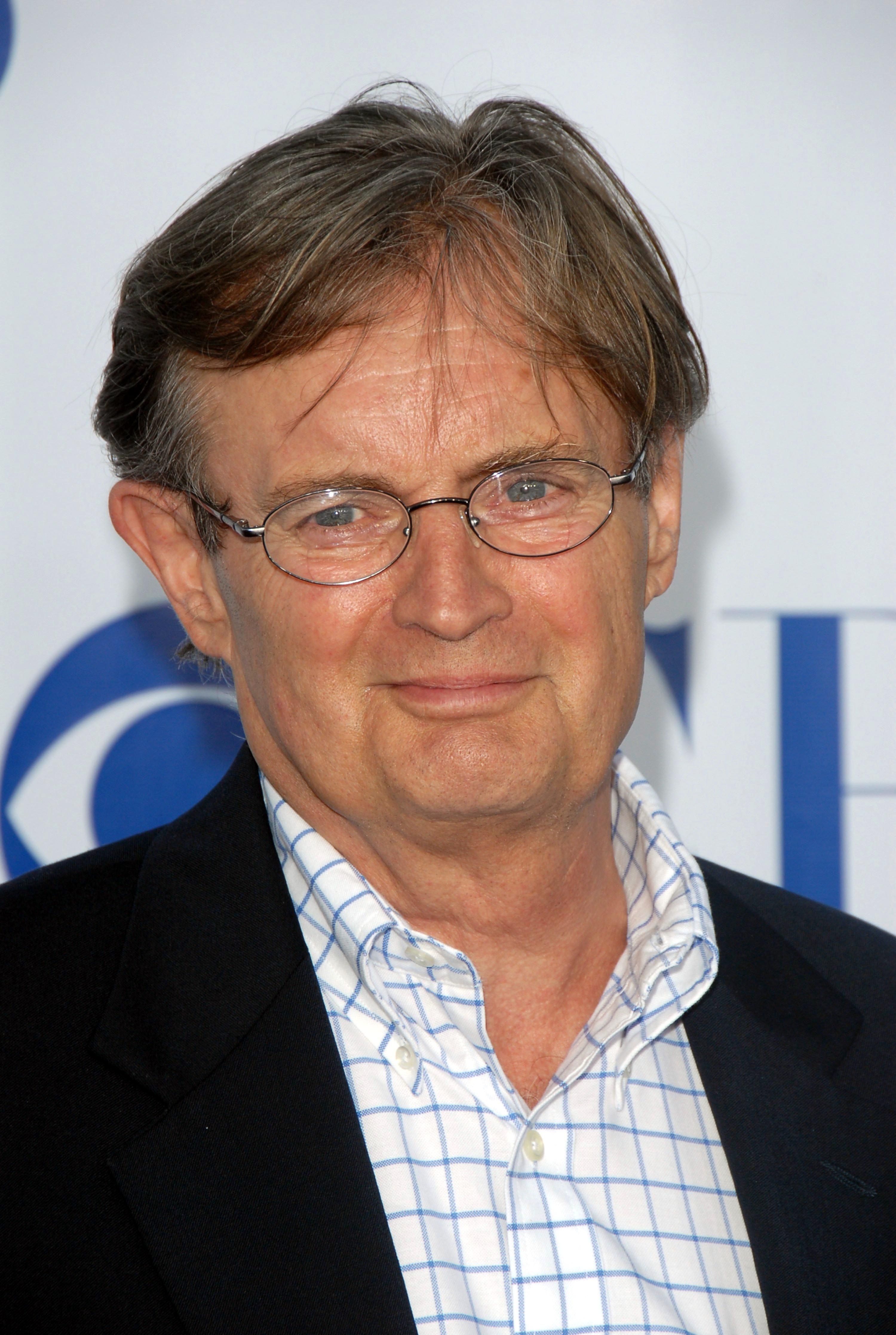 Tiro en la cabeza de David McCallum 