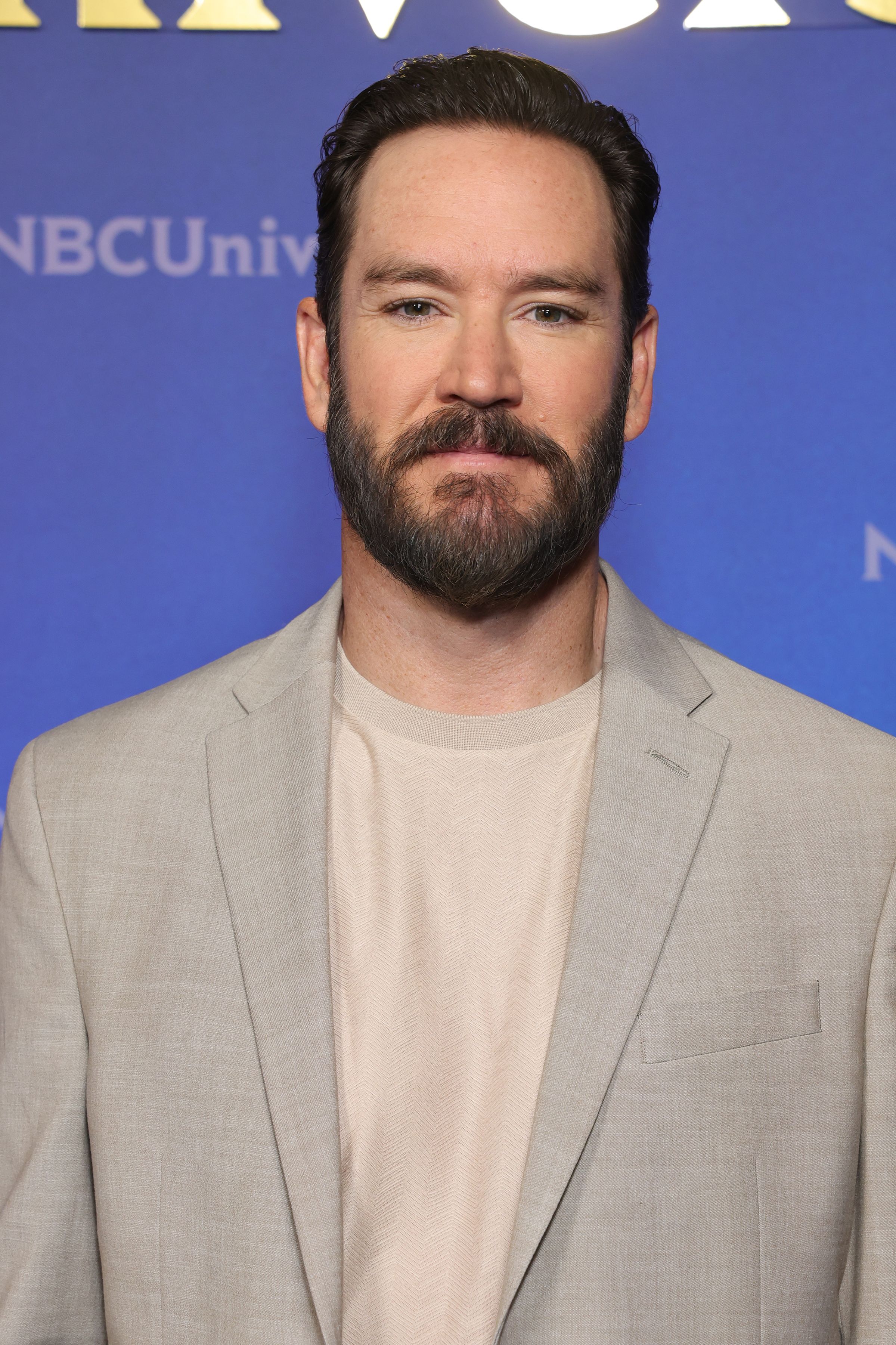 Tiro en la cabeza de Mark-Paul Gosselaar