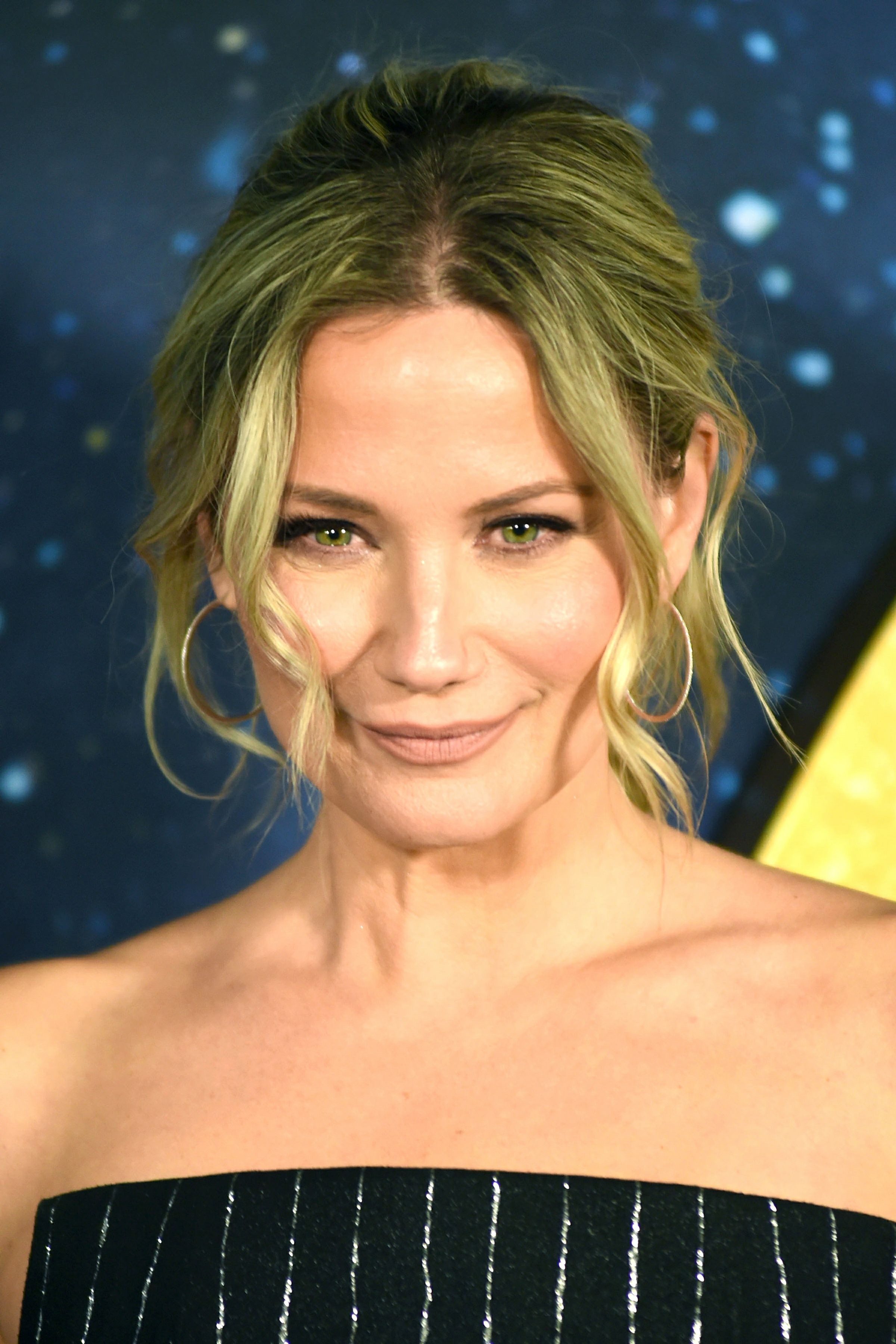 Tiro en la cabeza de jennifer nettles