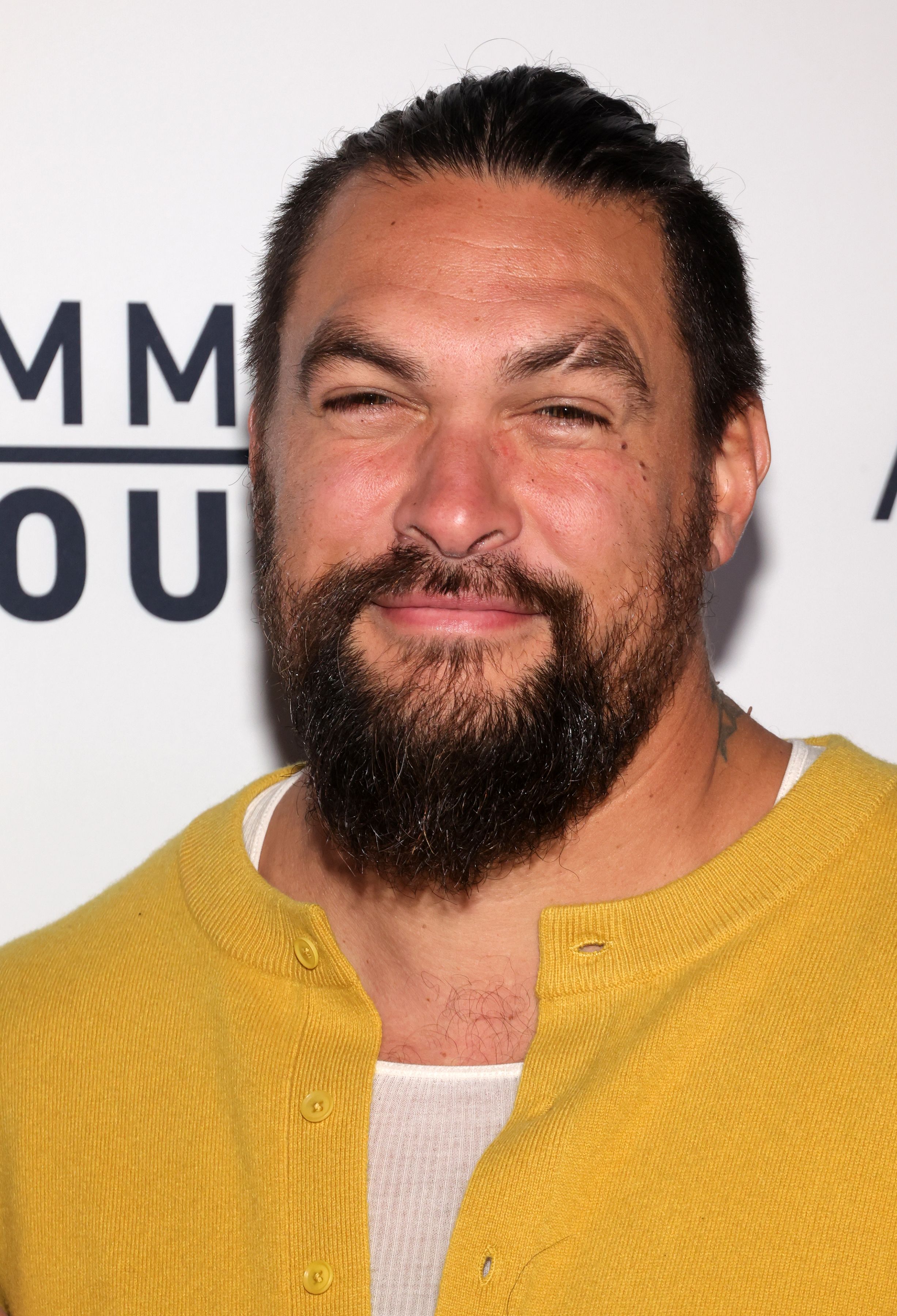 Tidado de la cabeza de Jason Momoa en la proyección especial de Los Ángeles de 'Common Ground'