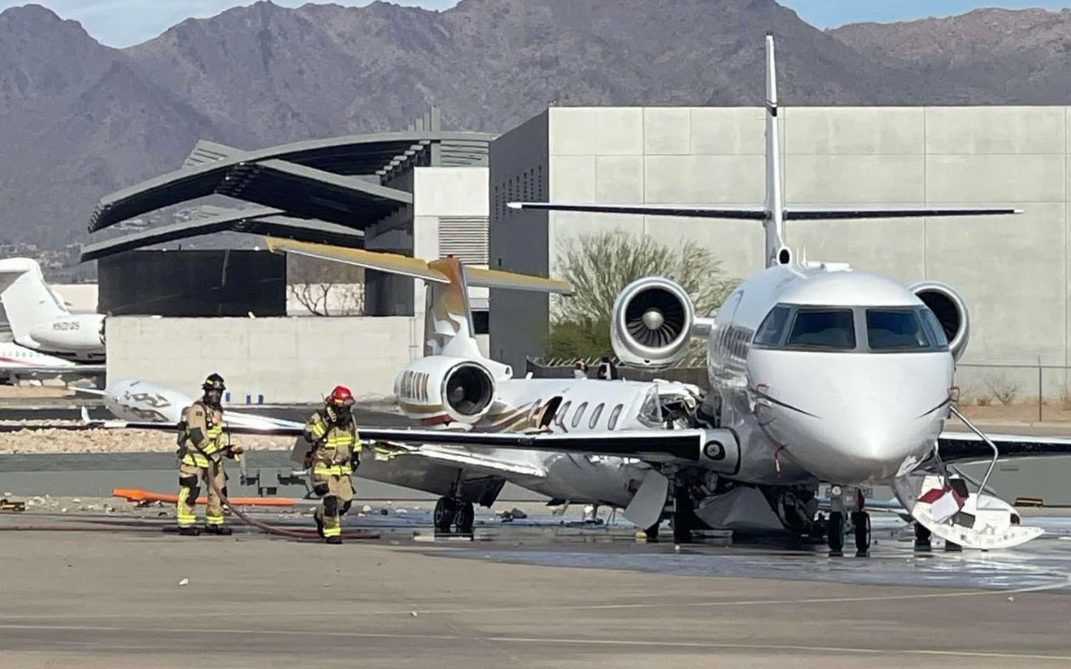 Choque de aviones privados en Arizona deja un muerto y cuatro heridos