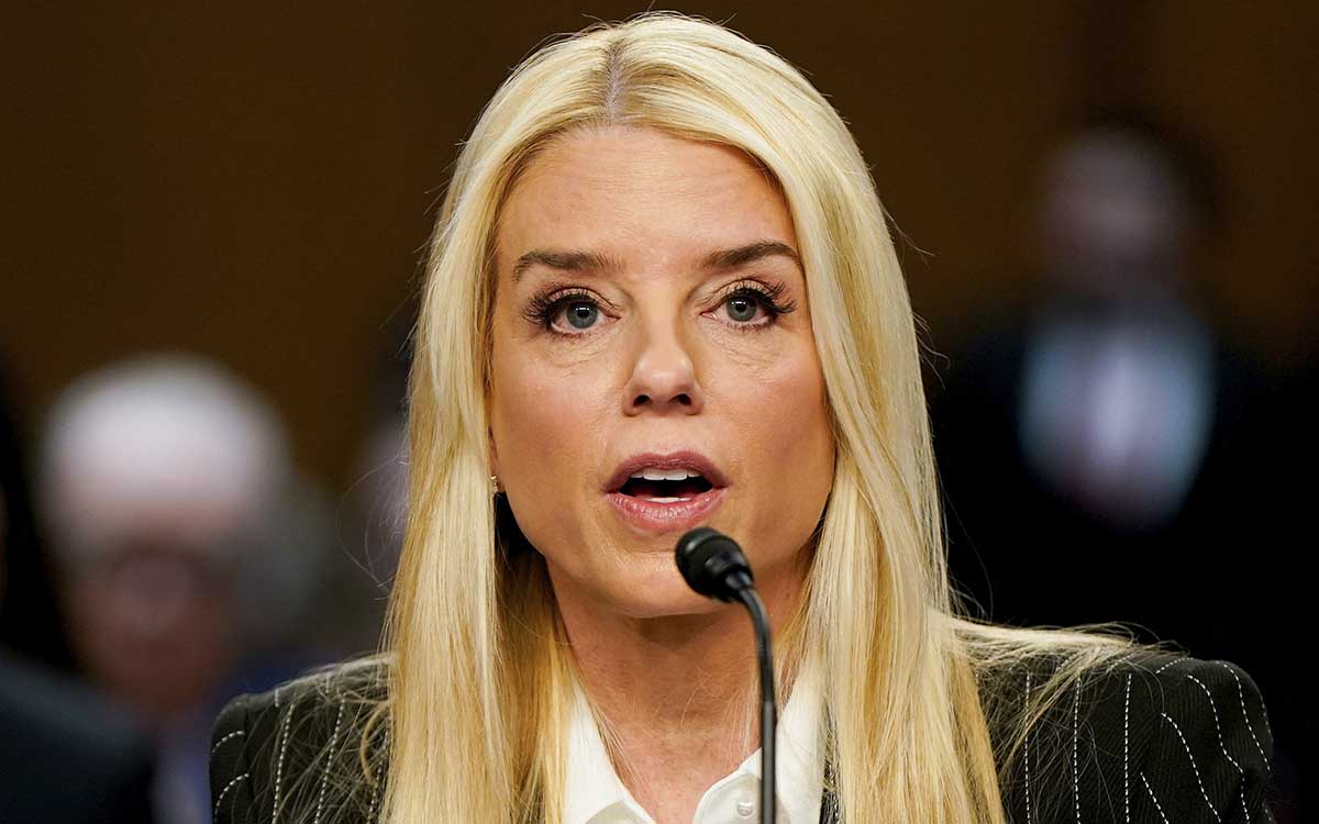 El Senado de Estados Unidos confirma Pam Bondi como fiscal general