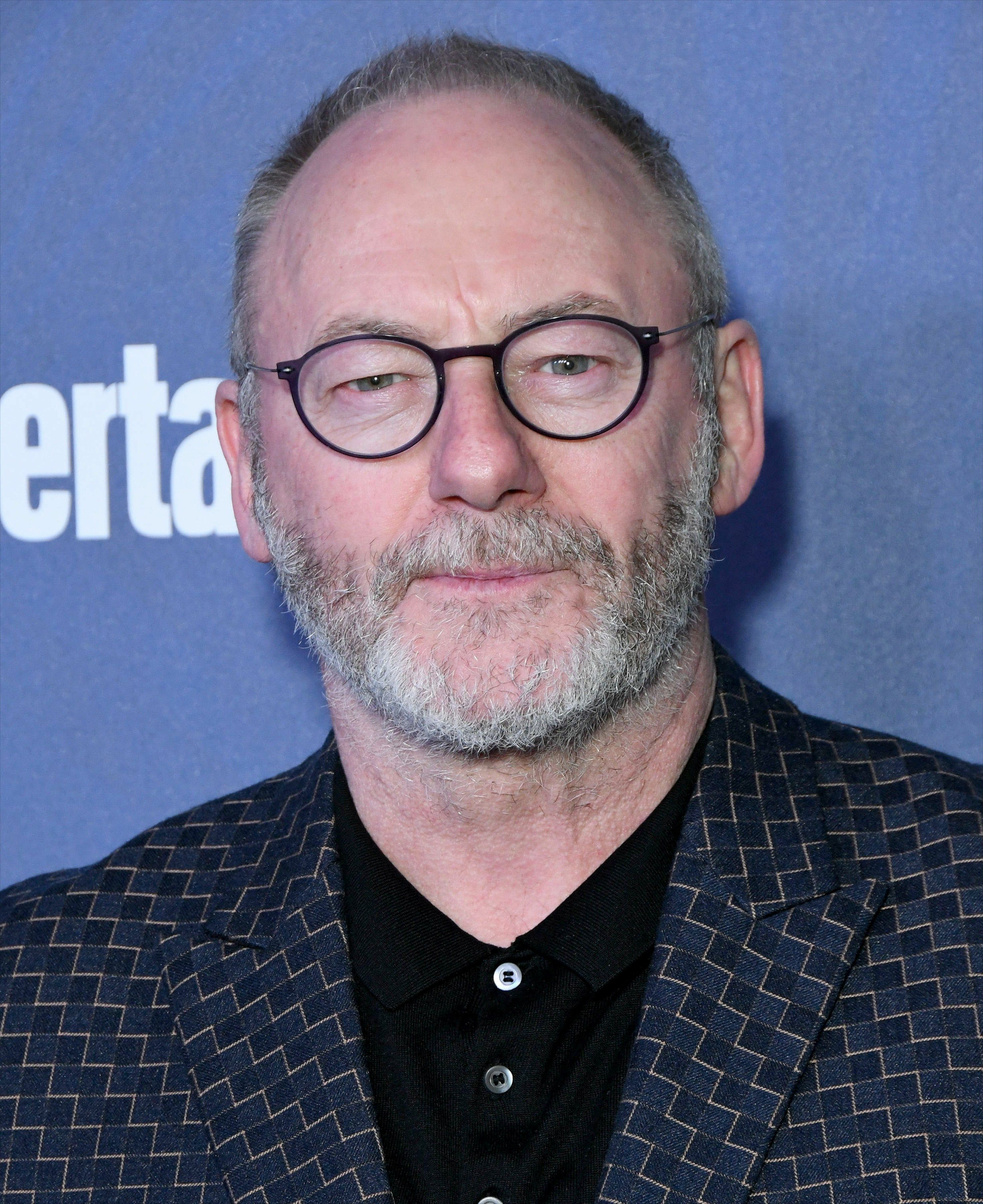 Molchado en la cabeza de Liam Cunningham en el entretenimiento semanal pre-sag