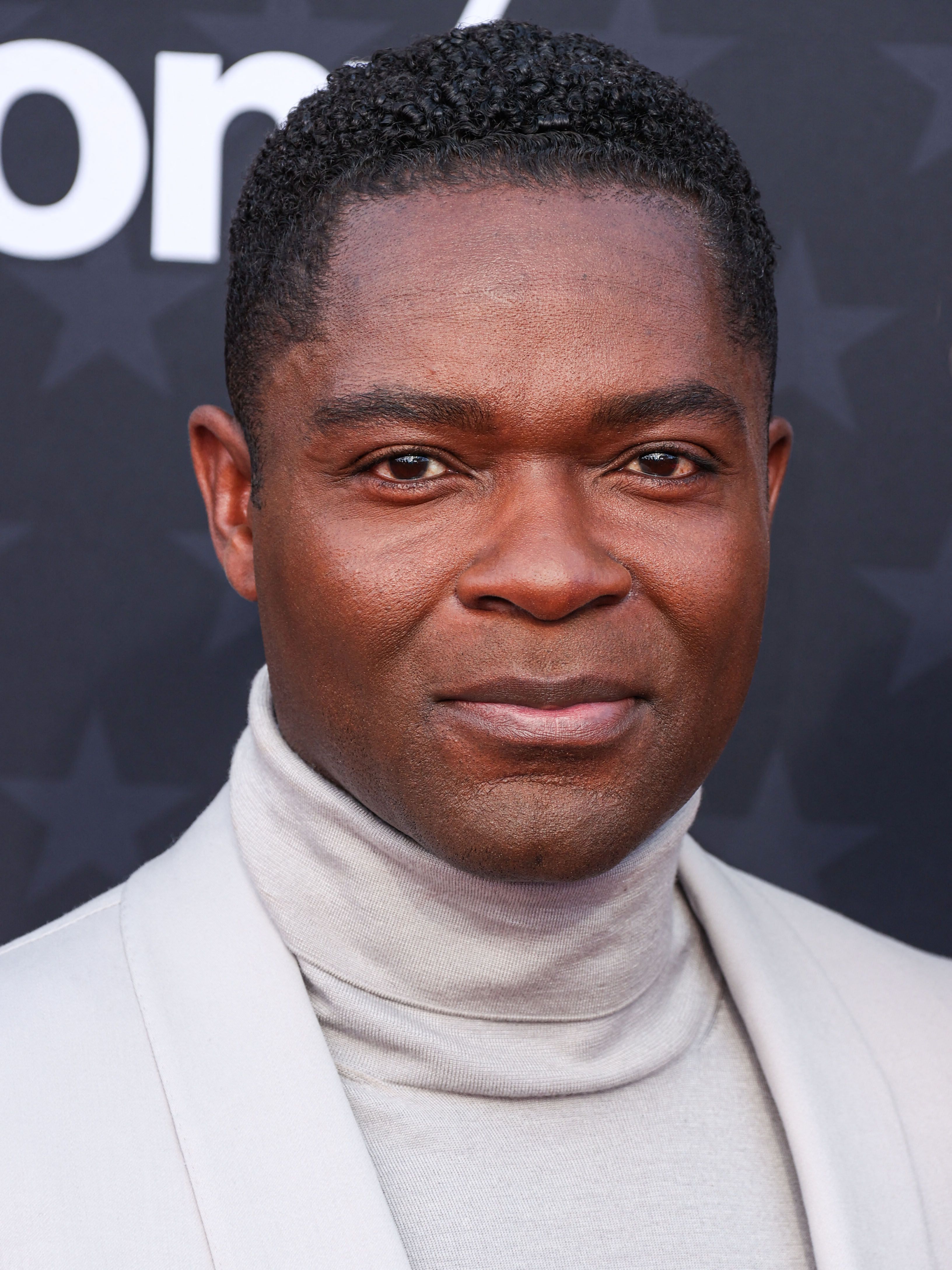 Tiro en la cabeza de David Oyelowo