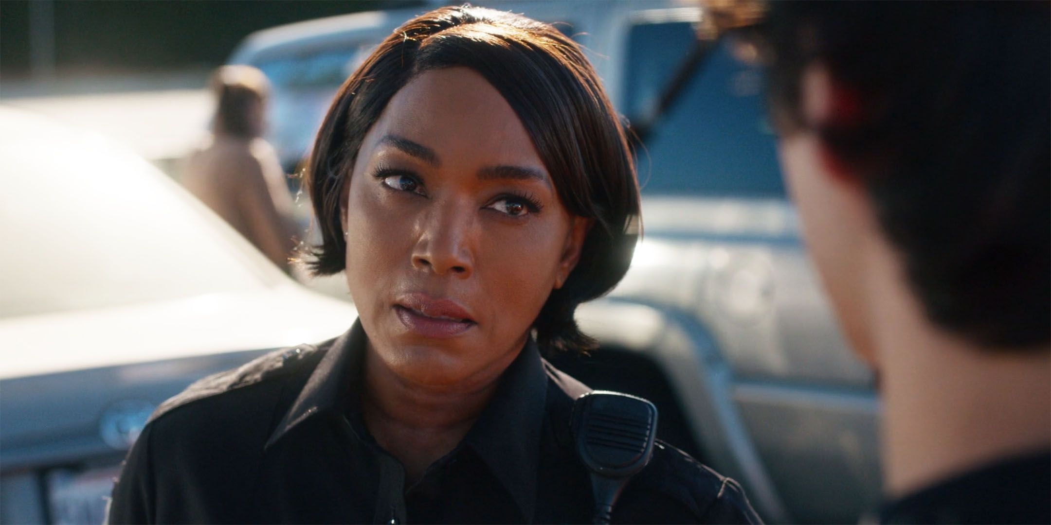 Lo siento, Angela Bassett, pero creo que el crossover 9-1-1 y Doctor Odyssey sería mejor con Athena y Bobby abordando el barco