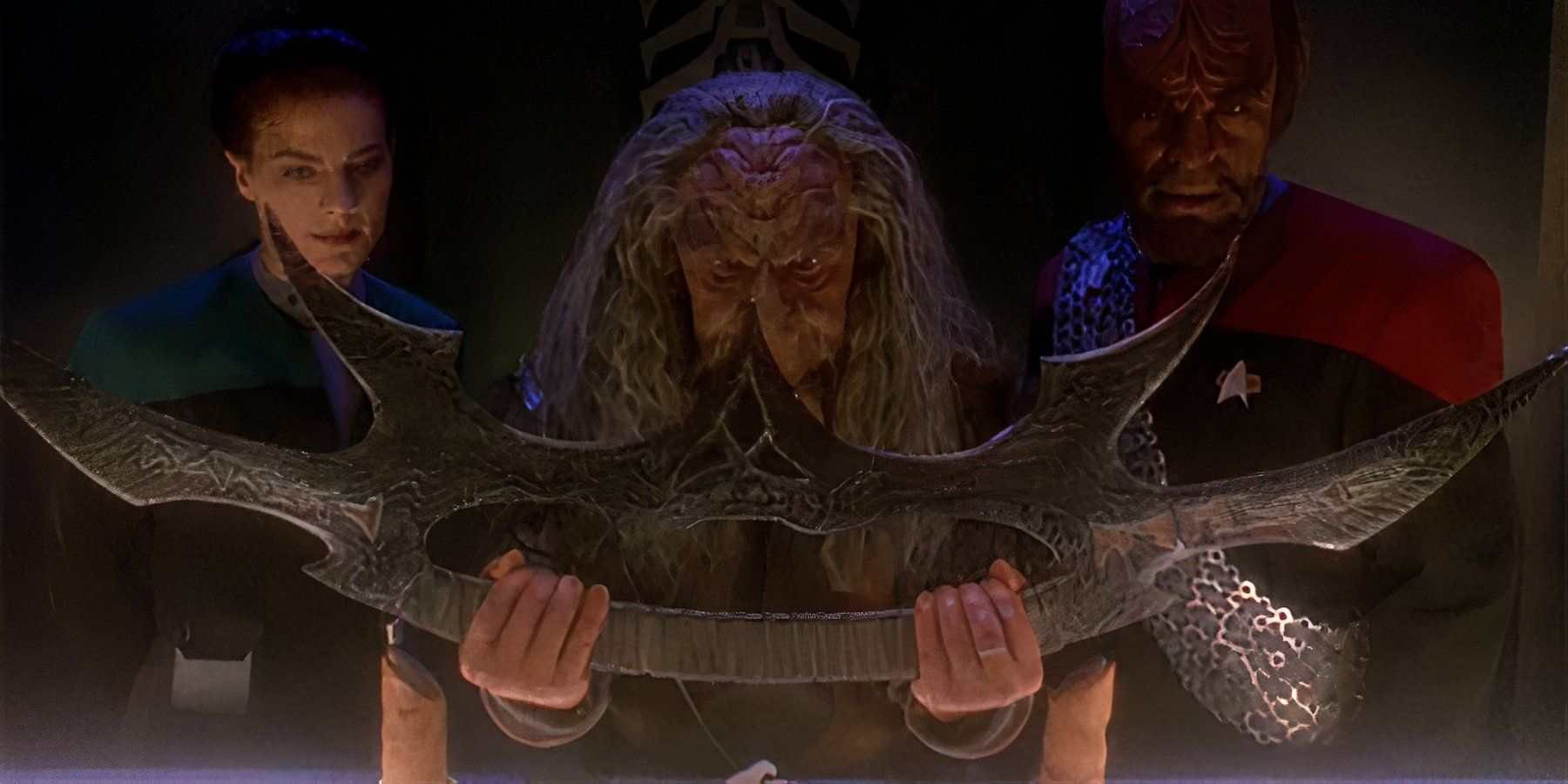 Star Trek acaba de darle una mejora piadosa al arma más icónica de los Klingon, literalmente