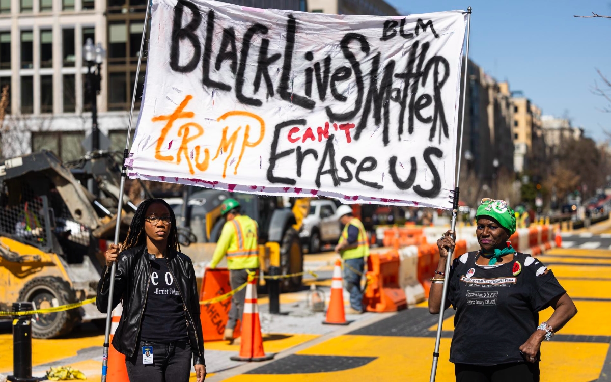 Desmantelan la Plaza Black Lives Matter cerca de la Casa Blanca