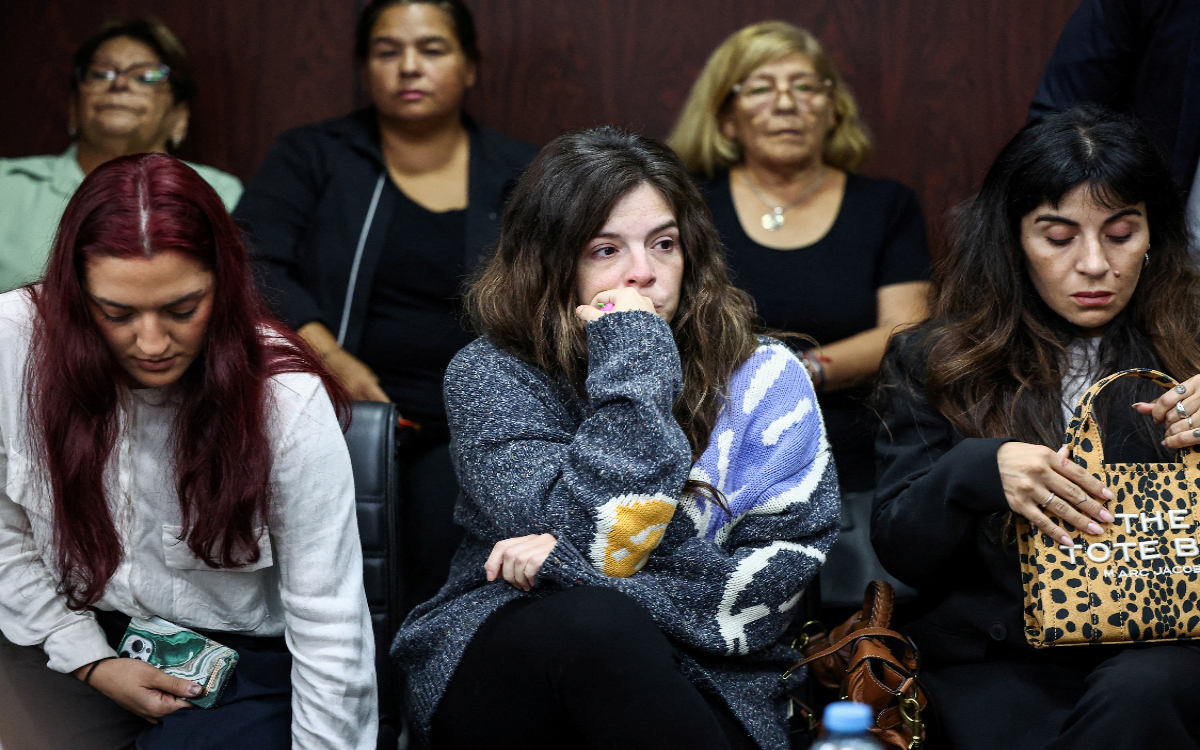 Hijas de Maradona asistirán al juicio sólo cuando sean llamadas a declarar