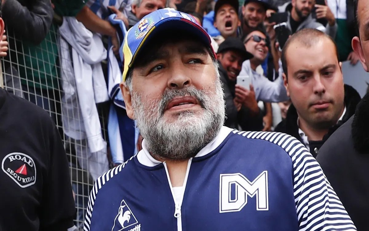 Maradona estaba a punto de explotar: Policías | Video