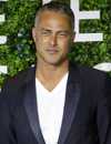 tiro en la cabeza de Taylor Kinney